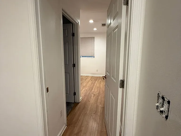 14560 Foothill Blvd — Photo 2