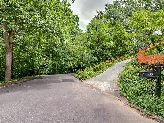 4th image of 849 Lullwater Pkwy NE Lot 12