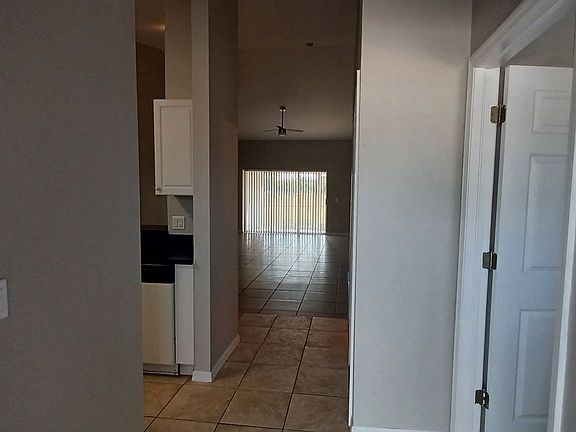 3rd image of 331 NE 24th Ave Unit 2
