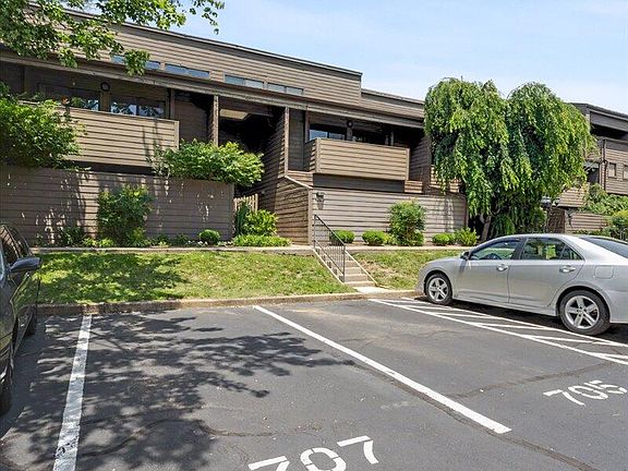 3rd image of 750 Shaker Dr APT 707