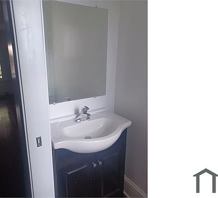 4th image of 6037 N Norwood St