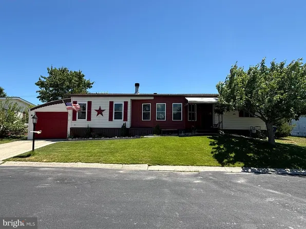 303 John Alden Dr, Buena, NJ 08310