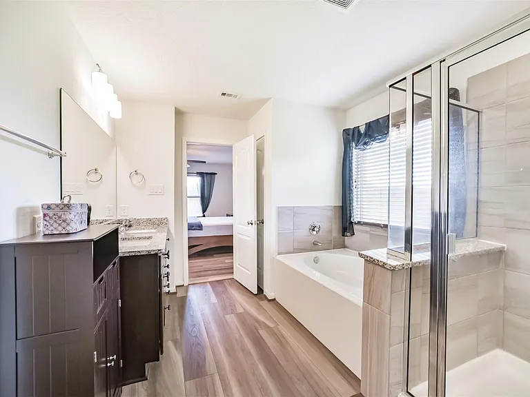 25546 Kensington Lake Dr — Photo 21