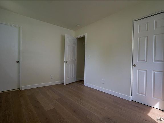 4th image of 575 Lula Dr