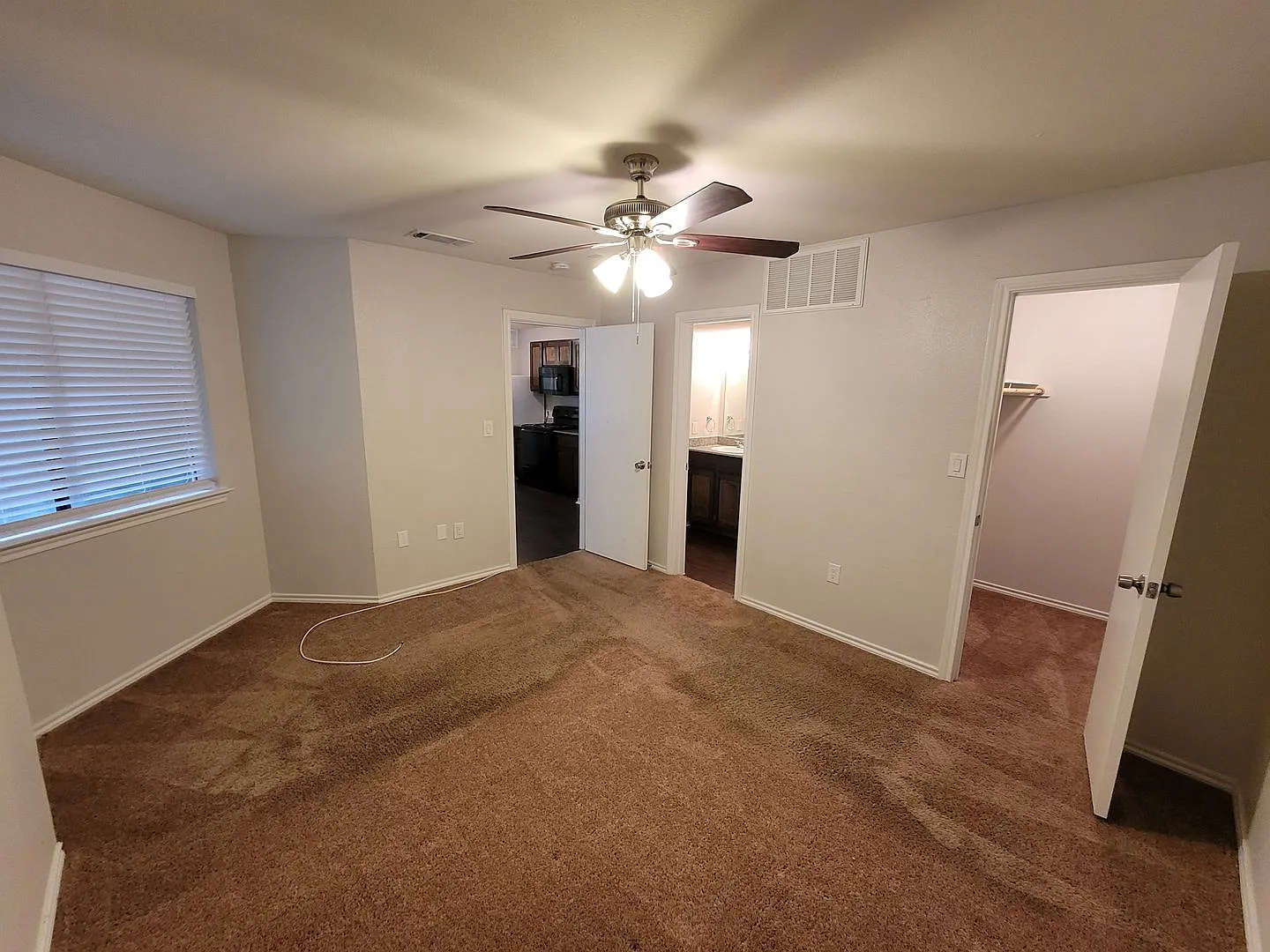 updated 1st floor at Richland Trace — Photo 3