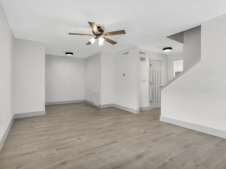 118 Lago Vista Blvd — Photo 7