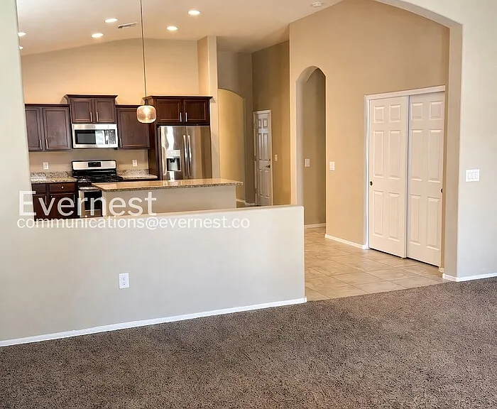 9014 W Rolling Springs Dr — Photo 6