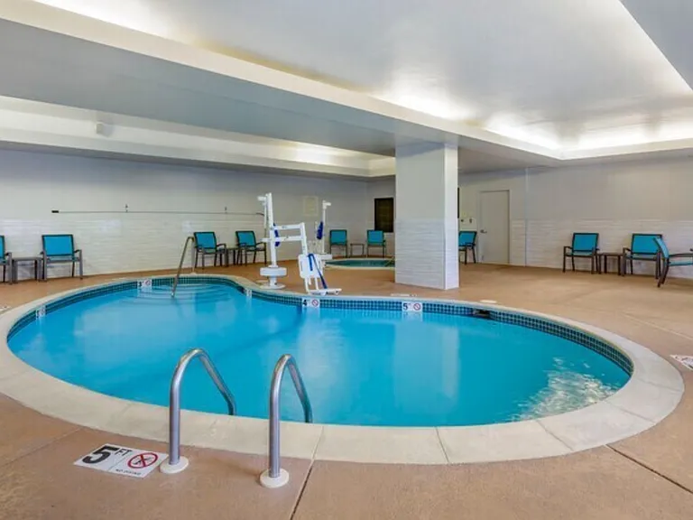Franklin Extended Stay Hotel — Photo 5