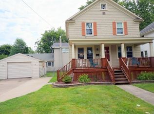 28 Grove Ave, Lockport, NY 14094