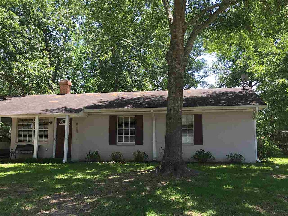1st image of 3449 Marguerite Dr