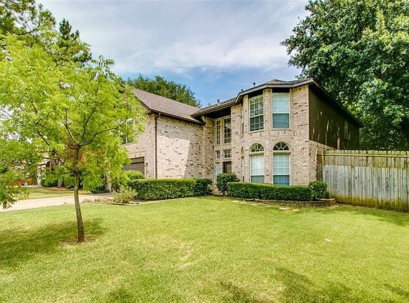 2nd image of 2317 Hazy Meadows Ln
