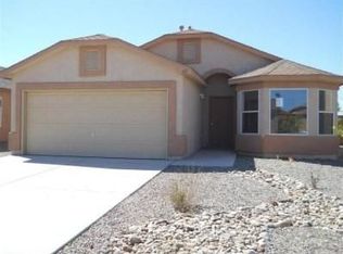 42 Avenida Jardin, Los Lunas, NM 87031