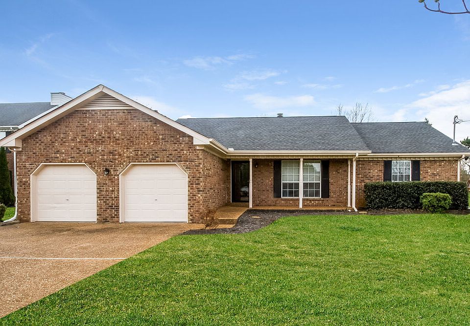 1st image of 104 Stella Ct