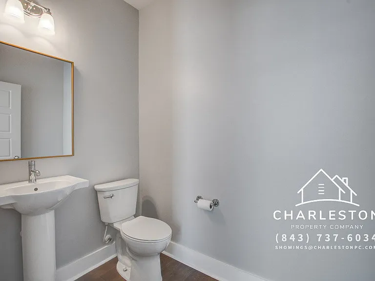 860 W Madison Ave — Photo 14