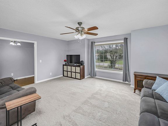 5th image of 3957 Caesars Rd
