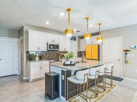 5th image of 447 Liu Ln