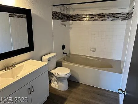 6233 Ilanos Ln #D — Photo 5