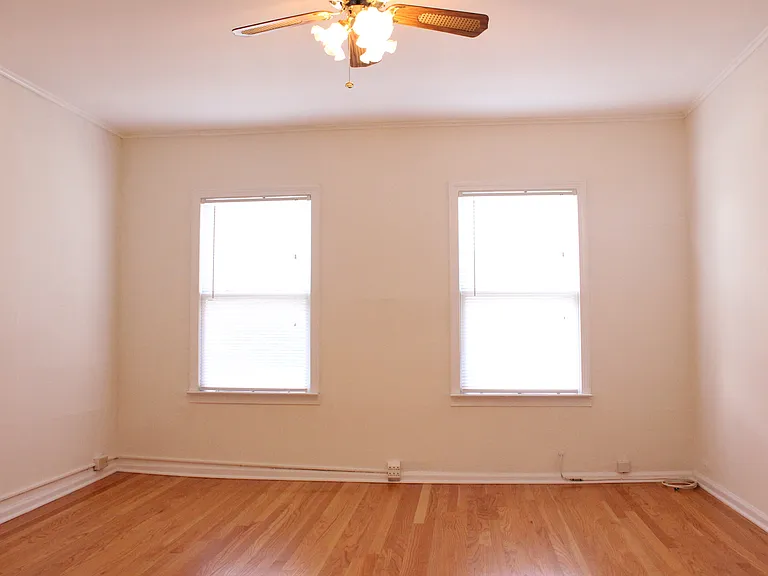 42 William St #2 — Photo 5