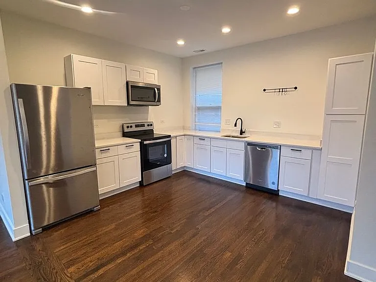 134 Main St #3 — Photo 1