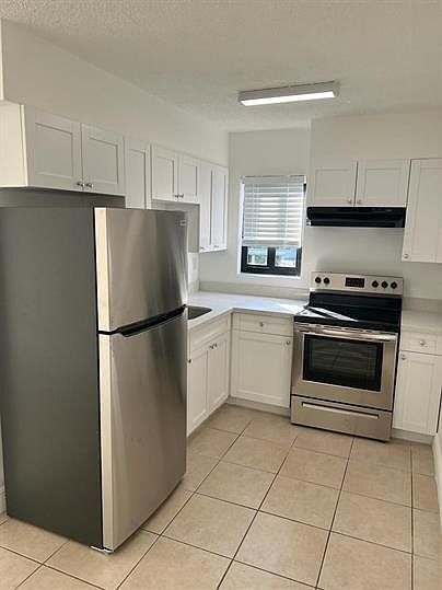 1st image of 11098 SW 107th St #15805127