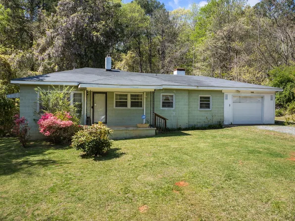 1295 Hillsboro St, Pittsboro, NC 27312