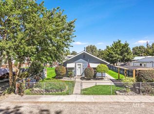 434 Nebraska St, Gooding, ID 83330