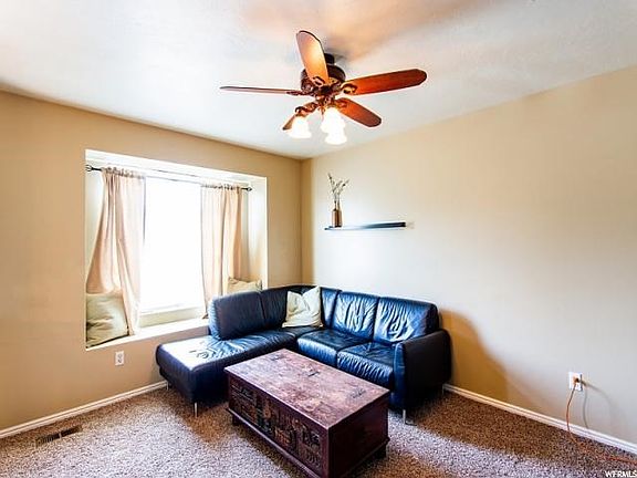 3rd image of 8317 S Argenta Dr