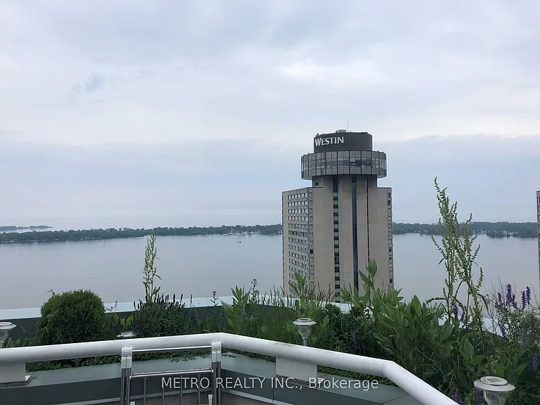 10 Yonge St #3412 — Photo 15