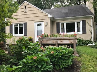 92 Astor Dr, Rochester, NY 14610