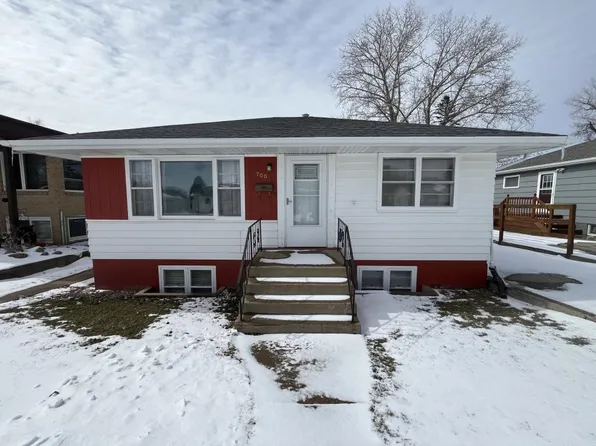 700 N 22nd St, Bismarck, ND 58501
