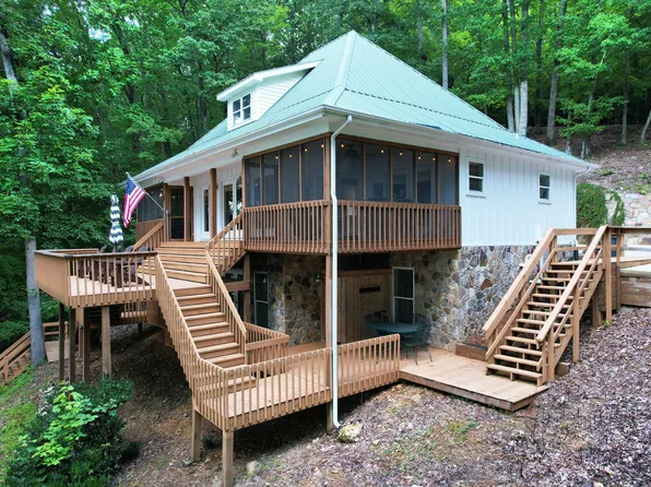 719 Clearwater Dr, Spring City, TN 37381