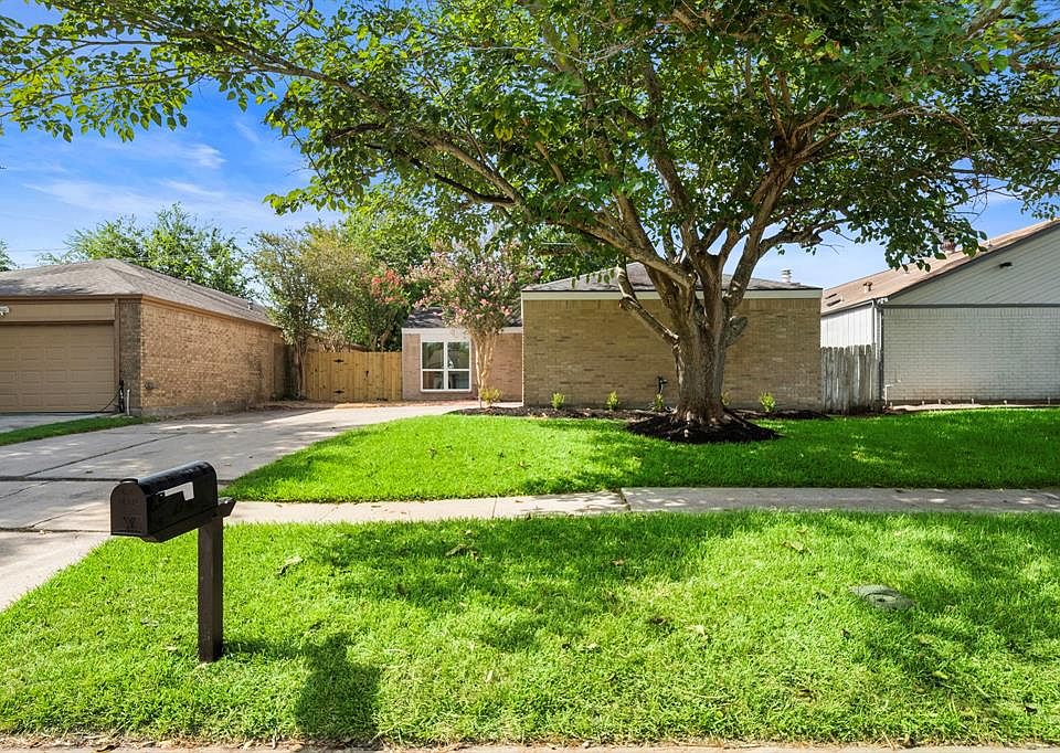 13335 Carvel Ln, Houston, TX 77083 Zillow