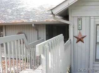 144 Racquet Club Villas Dr, Sapphire, NC 28774