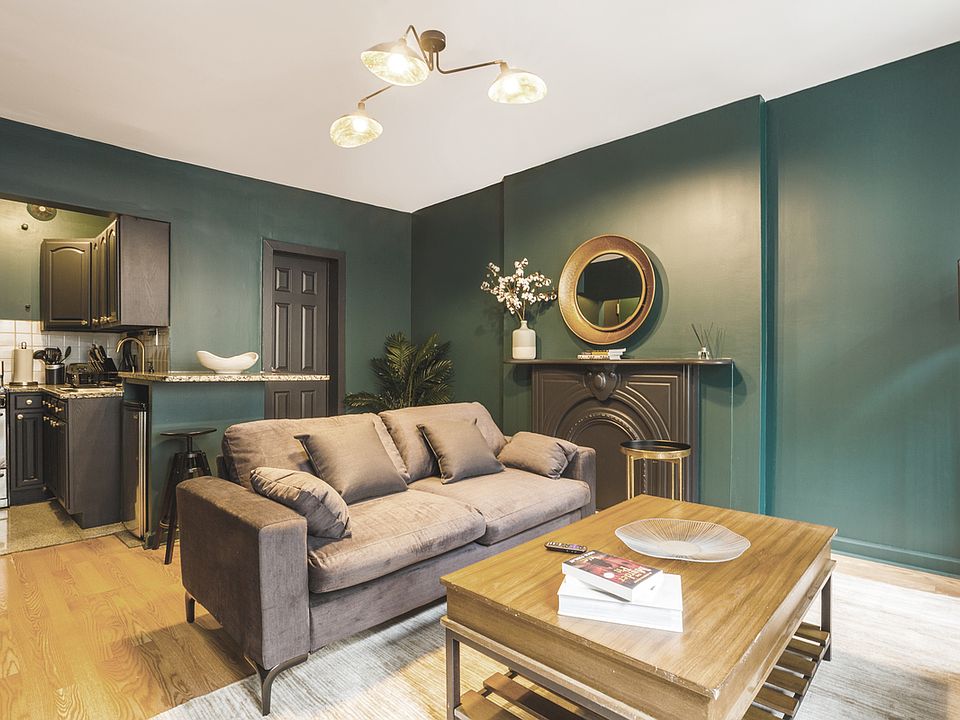 1st image of 336 W 46th St APT 4R
