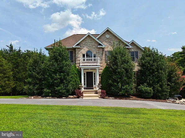 644 Beall Ave, Luray, VA 22835