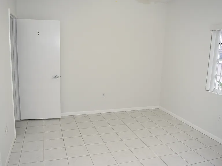2010 Taylor St #1503 — Photo 4