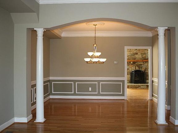 3rd image of 316 Winding Rose Dr