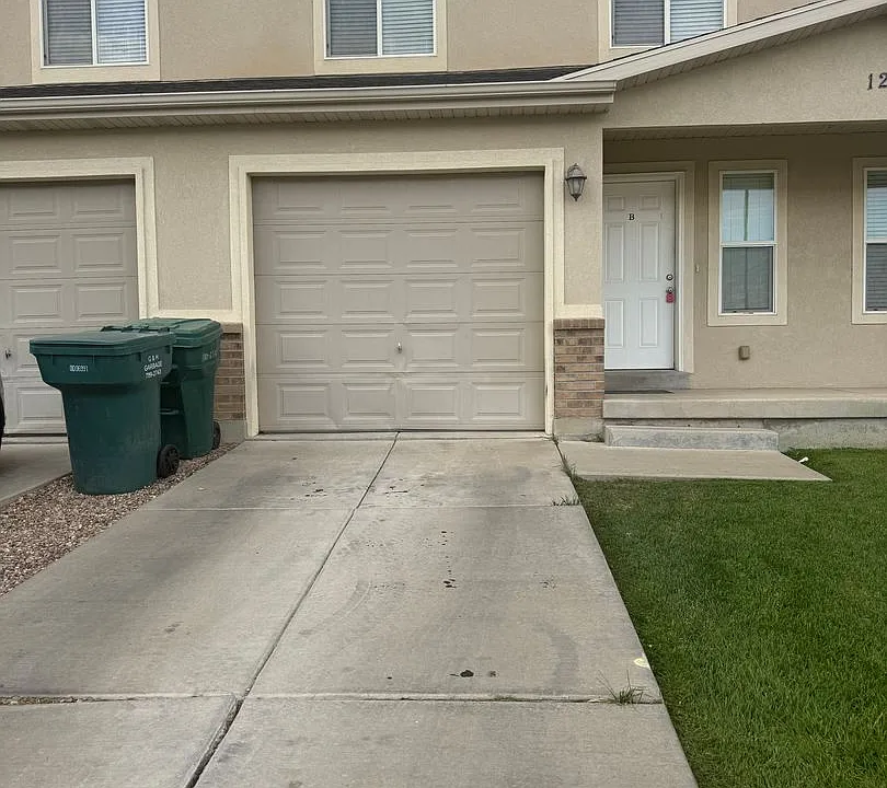 727 E 1500 S #12