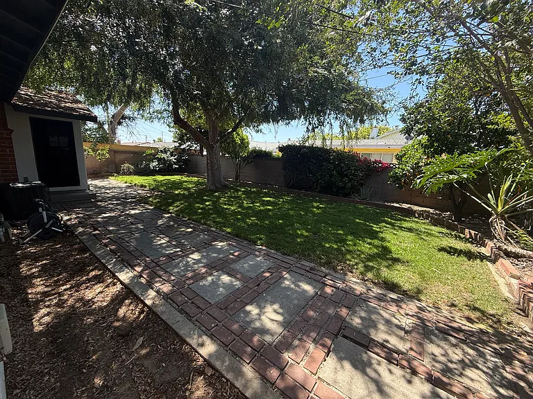 5856 Trinidad Way — Photo 25