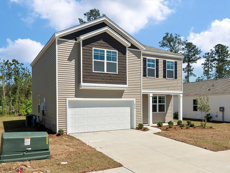 1st image of 492 Lake Ridge Blvd