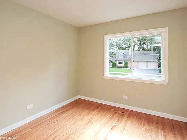 760 Summit Rd — Photo 11