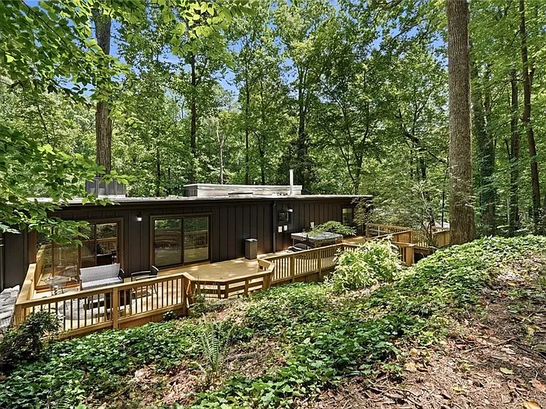 1210 E Beechwood Dr NW — Photo 26