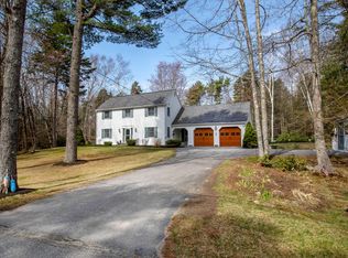 12 Merritt Rd, Harpswell, ME 04079