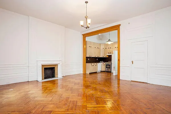 Rented by Town Residential | media 23