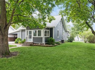601 E 9th St S, Newton, IA 50208