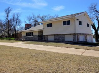 21 N Lakeview Dr #W, Goddard, KS 67052
