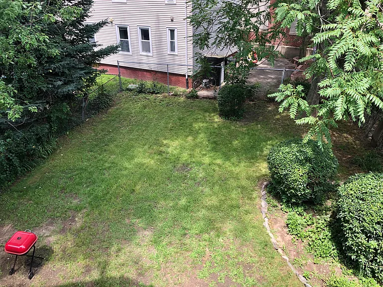 341 Washington St #2 — Photo 12