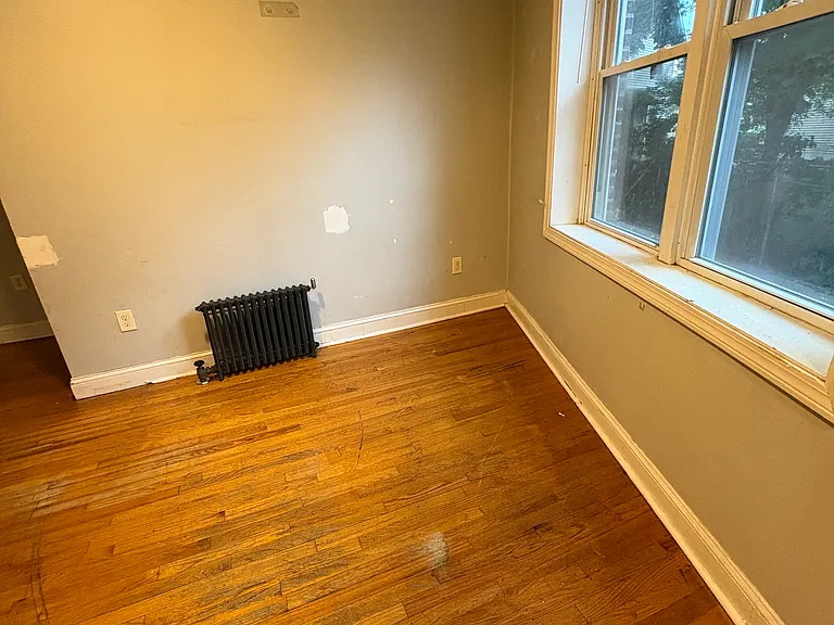 22 Warren St #7 — Photo 3