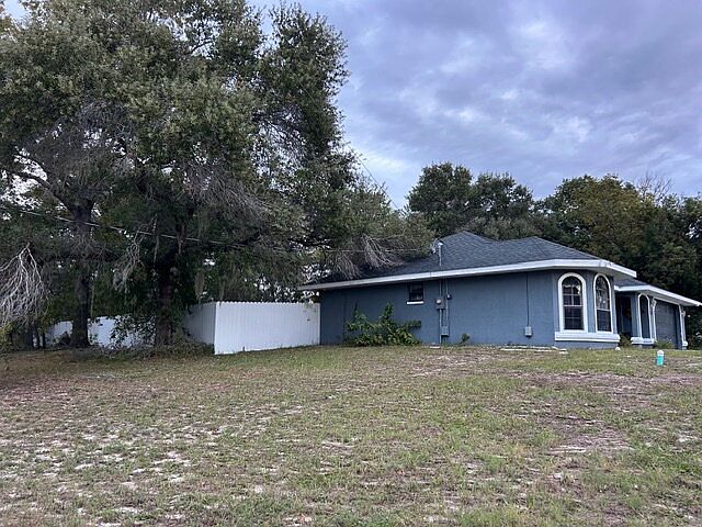 2nd image of 4624 Gondolier Rd