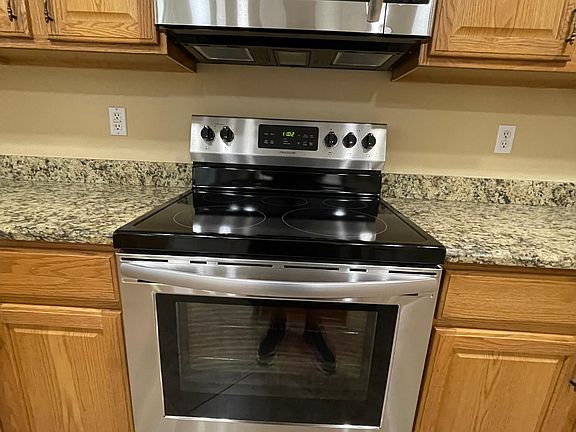 5th image of 28018 N Titanium Ln